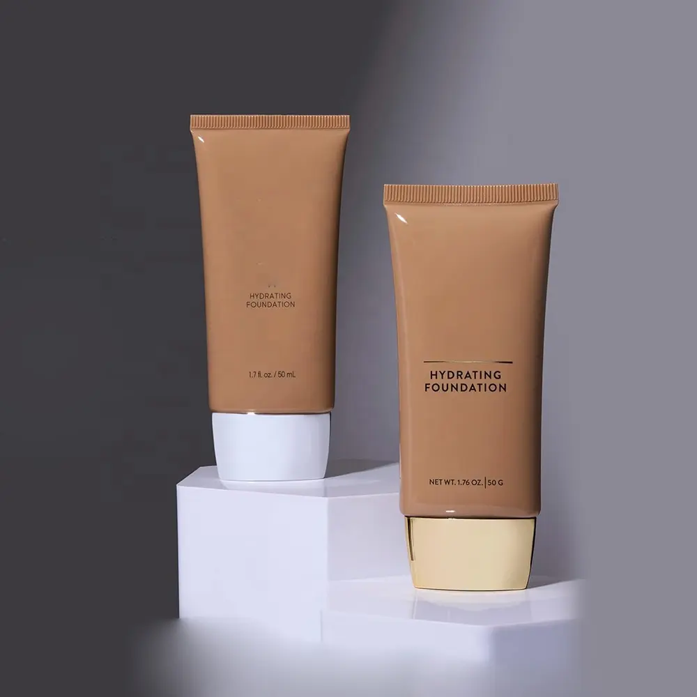SPF Light/Medium Sheer to Light Buildable Coverage Natural Glow Finish Lightweight Formula Hyaluronic Acid Hydrating Foundation