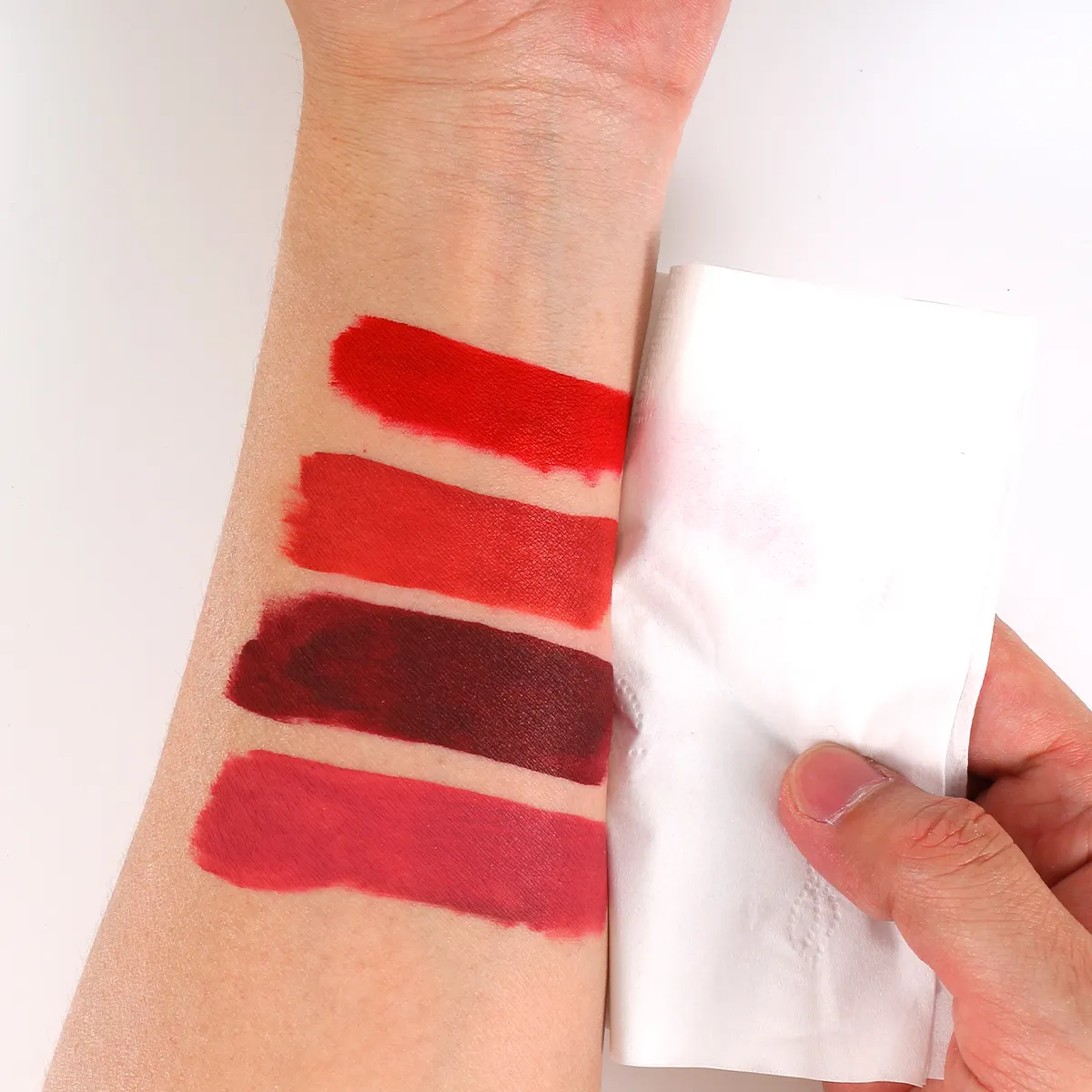 Private Label Custom 2 in 1matte Ladies Lipstick Longlasting Creamy Oem Red Waterproof Colorfast Lip Sticks