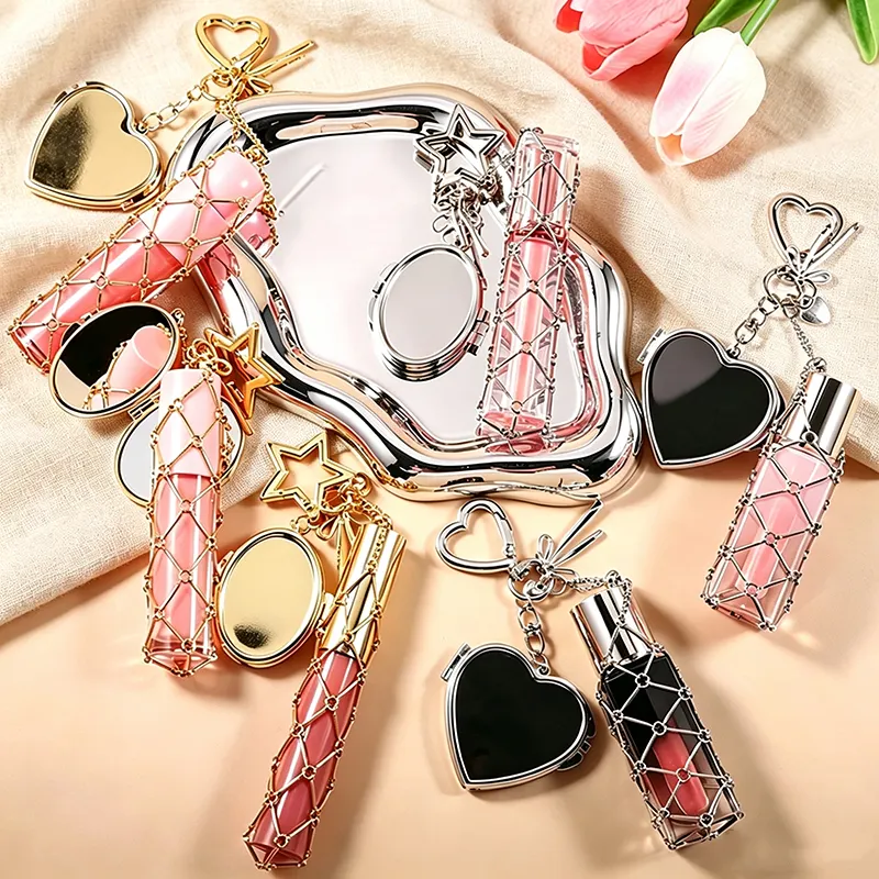 Wholesale Vegan Hyaluronic Acid Non Sticky Glossy Lip Gloss Customized Cute Keychain Hydrating Plumping Lipgloss for Girls detail